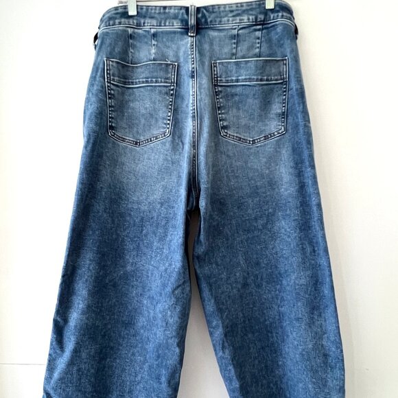 Belle Isle By Torrid Wide Leg Jeans, Size 12, RN 148862, EC - Picture 4 of 16